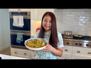 How to Make AUTHENTIC Chinese Chow Mein