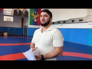 Абдулрашид Садулаев поощрил одноклубников