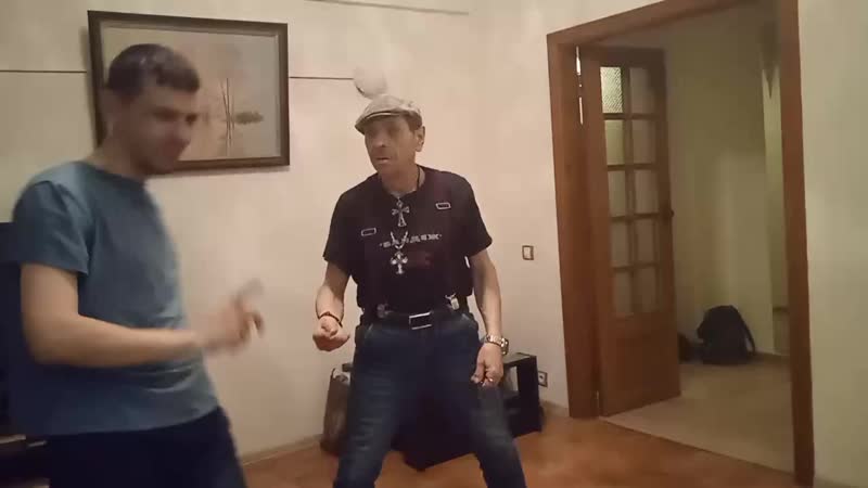 Балдежный танец Бати и Резника