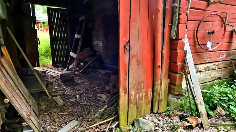 Handymans Side House Urban