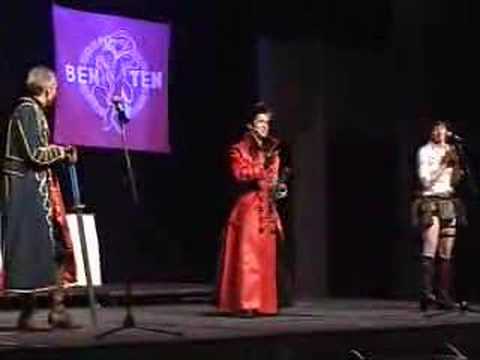 Stripper Vash Anime Central 2006 , S15 Trigun Devil May