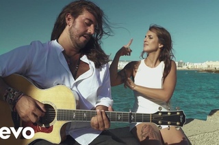 Andrés Suárez - Te Doy Media Noche (con Raquel Sempere en Lengua de Signos)