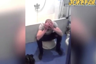 Очередной кандидат на премию Дарвина  18+