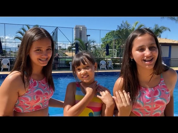 DESAFIO DA PISCINA PEGA A BOLA 3 irmãs