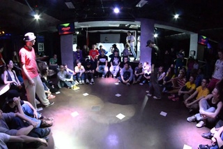 DANCE JAM-BATTLE “TUSA WOW 8!“ - POPPING 1/2 (Nizam Bio vs Maloy)