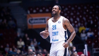 Tarik Black INSANE Block on Tornike Shengelia | Semifinal Game 2, May 19 2021