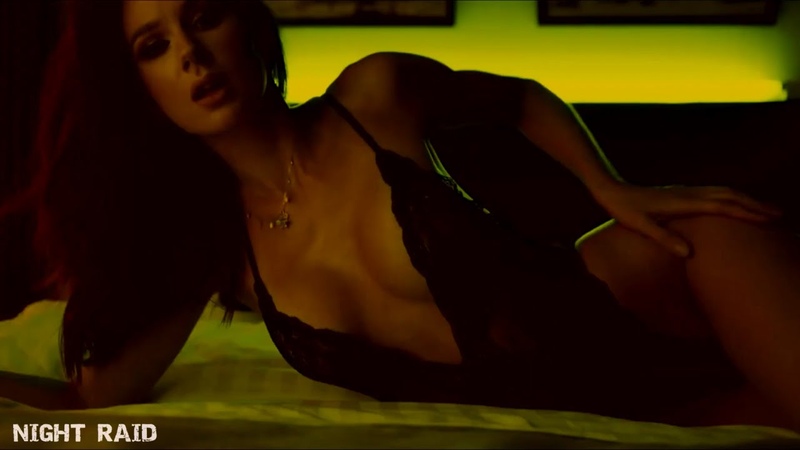 Clean Bandit ft. Ellie Gouling Mama, Models Cars