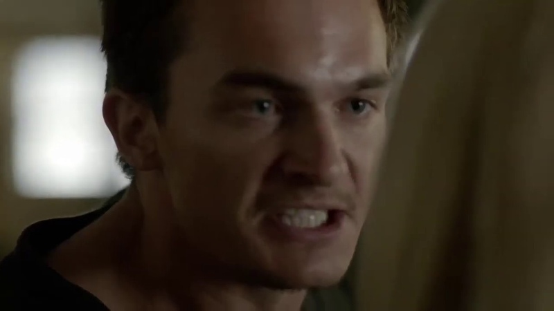 Homeland Carrie tries to get