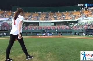 Clara, Shin Soo-ji, and Tae Mi’s First Pitches