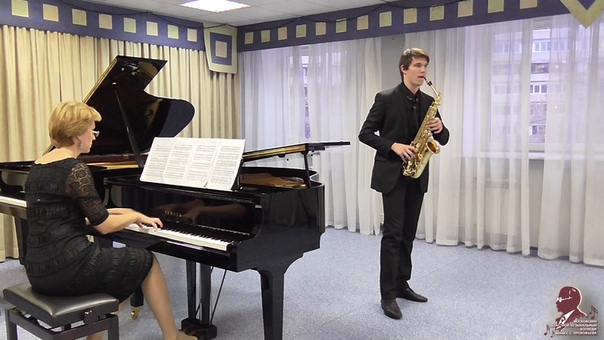A. Pikunov Henri Tomasi Saxophone Concerto (