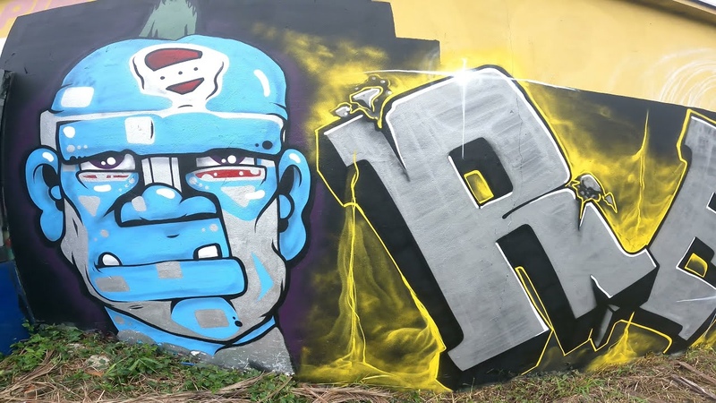 BIG 3 D CHROME