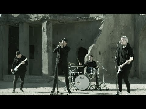 The Amity Affliction Drag The