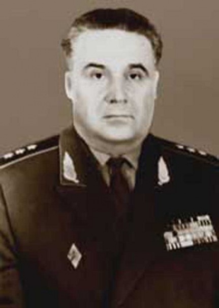 Федорчук роман васильевич судак фото KGB Chief of Tipping Point General of the Army Viktor Mikhailovich Chebrikov... 