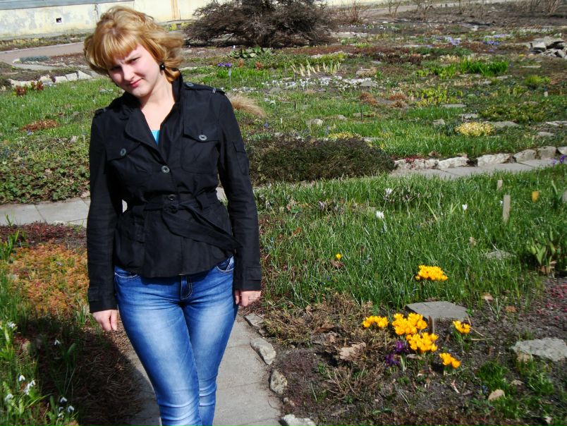 №48, Лена Зуева №48, Лена Зуева