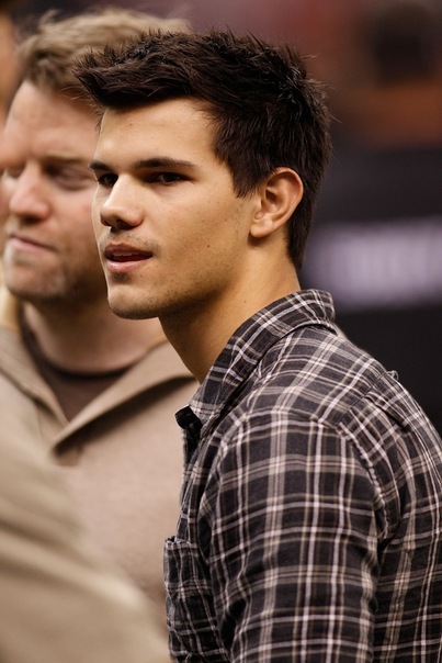 №64, Деймон Сальваторе, Калининград №64, Деймон Сальваторе, Калининград