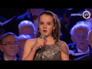 Nijmeegs mannenkoor met Amira Willighagen - concert 25 december 2017