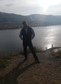 Александр Русанов