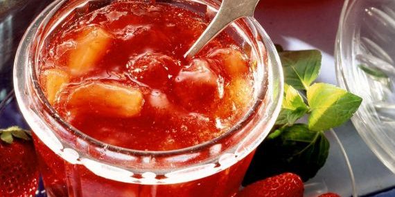 8 рецептов клубничного варенья и секреты, которые сделают десерт идеальным, изображение №6