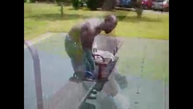 Neger Oma College Lutschen