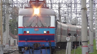 ЧС2к-715 с поездом №116й Москва-Уфа и  с вагоном-рельсосмазывателем