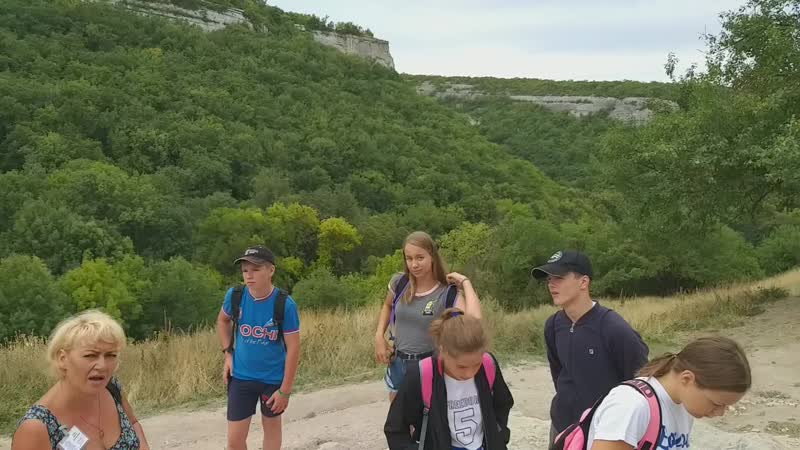 подъем к пещерному городу
