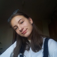 Настя Сафронова