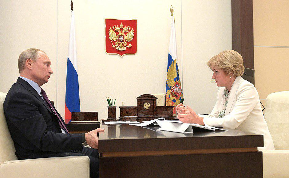Встреча Путина и премьера Голодец: просто разгромный разговор Встреча Путина и премьера Голодец: просто разгромный разговор