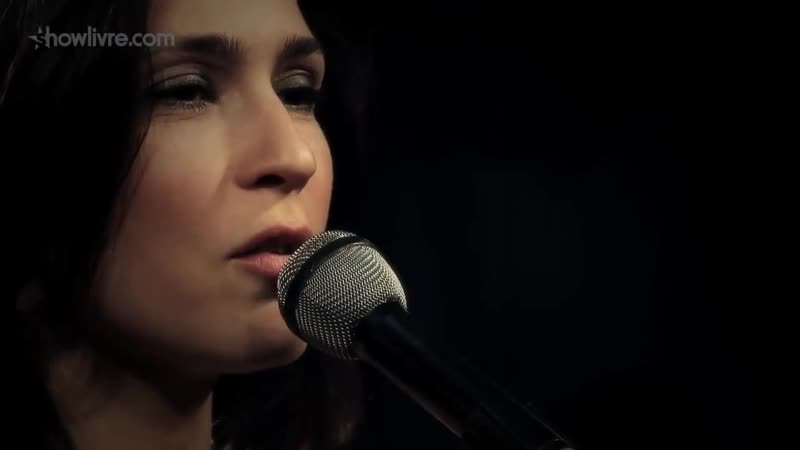 Vestido de bolero Marina de la Riva canta Dorival Caymmi no Estúdio Showlivre