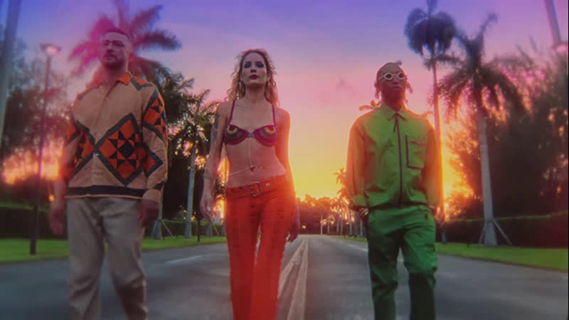Calvin Harris ft. Justin Timberlake, Halsey Pharrell Williams Stay With Me ( Official Video