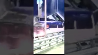 Фура на мосту протаранила несколько автомобилей во Владимирской области