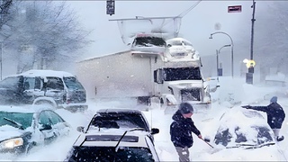 Currently!! Heavy snow causes chaos in Italy