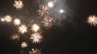 Новогодний салют в Осинниках