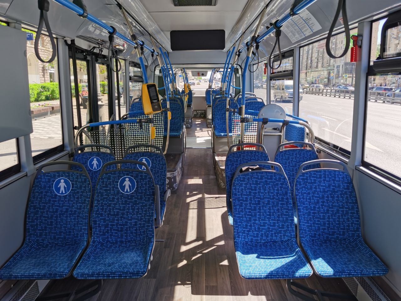 Больше не секрет: электробаян ЛиАЗ-627420 выгуливали по Москве после презентации Это картинка