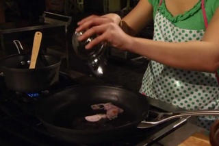 Inspiring MasterChef USA Audition (Season 3 Episode 1) - Christine Ha: Blind Chef