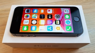 ОРИГИНАЛЬНЫЙ IPHONE SE ЗА 7500 РУБЛЕЙ С ALIEXPRESS! ЧТО С НИМ НЕ ТАК