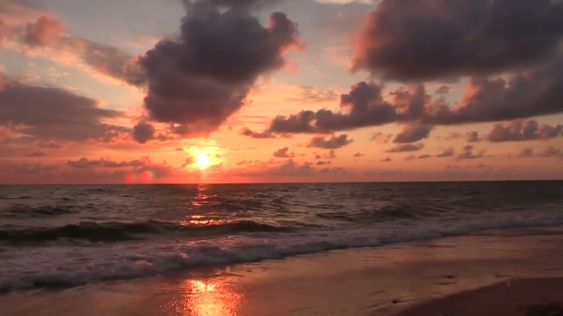RELAX Romantic Piano Music Sunset With Ocean Waves Sounds (1