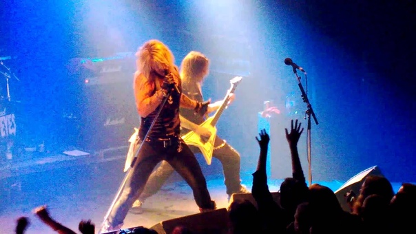 The Local Band Slave to the Grind ( Skidrow)