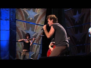 John Mellencamp - Crumblin' Down (Live at Farm Aid 2005)