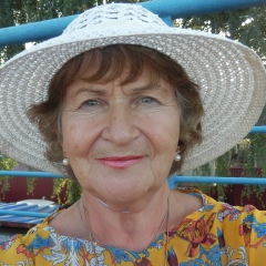 Наталья Комарова