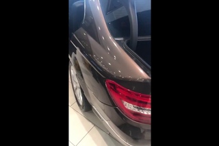 Автохлам в автосалоне Mersedes-Benz C280 4 matik замена четверти кузова
